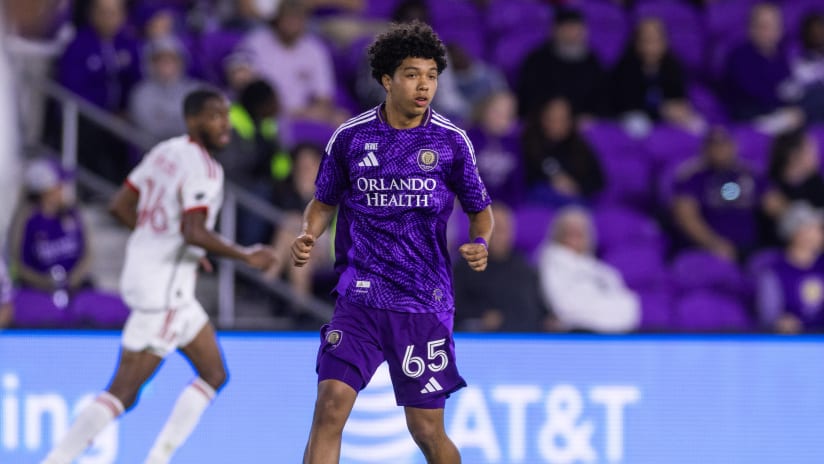MarkThor-OCSCvTorontoFC-030125-OCSC5610